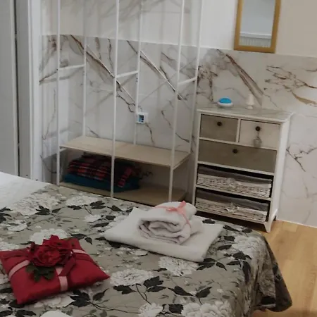 Trilly's House Nápoles